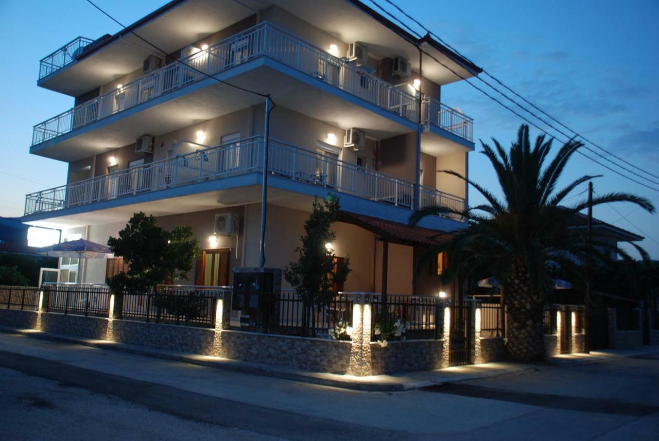 Angels Apartment Nea Vrasna Exterior photo
